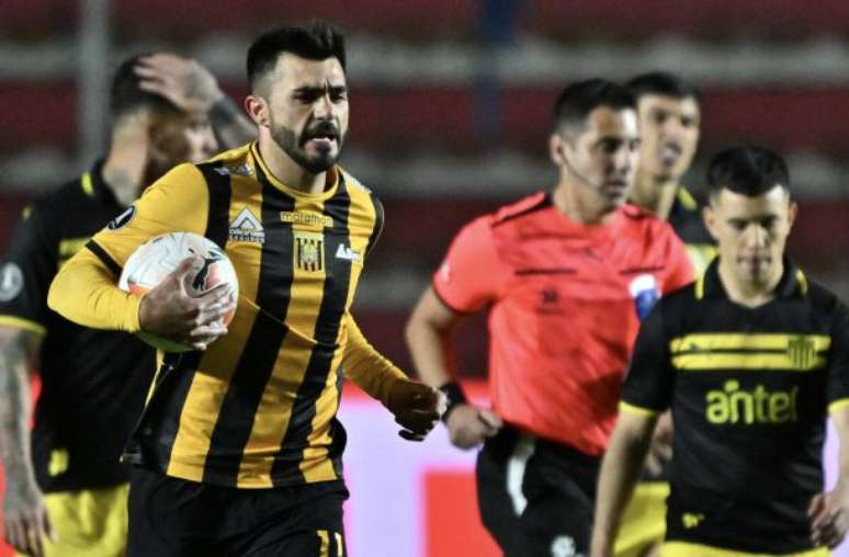 Confronto definiu o Peñarol como adversário de Bolívar ou Flamengo nas quartas da Libertadores –