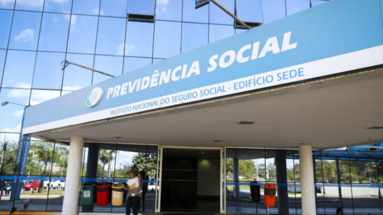 Fachada prédio Previdência Social