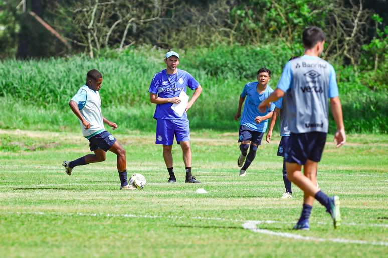 Fernando Garcia assume como técnico da categoria Sub-17 do Grêmio