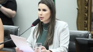 Discussão e votação de propostas legislativas. Dep. Caroline de Toni (PL-SC)