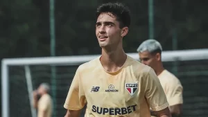 Rodriguinho é uma das revelações da base do Sâo Paulo. (Foto: Erico Leonan/SPFC)