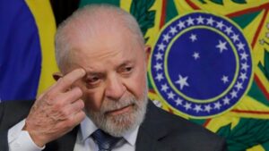 Lula em reunião sobre segurança no Planalto