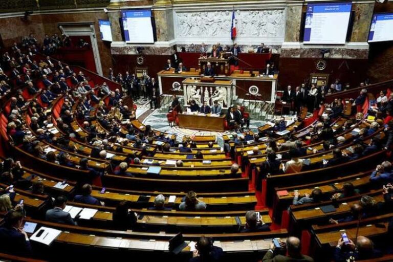 Michel Barnier discursa na Assembleia Nacional em Paris
 2/12/2024   REUTERS/Sarah Meyssonnier